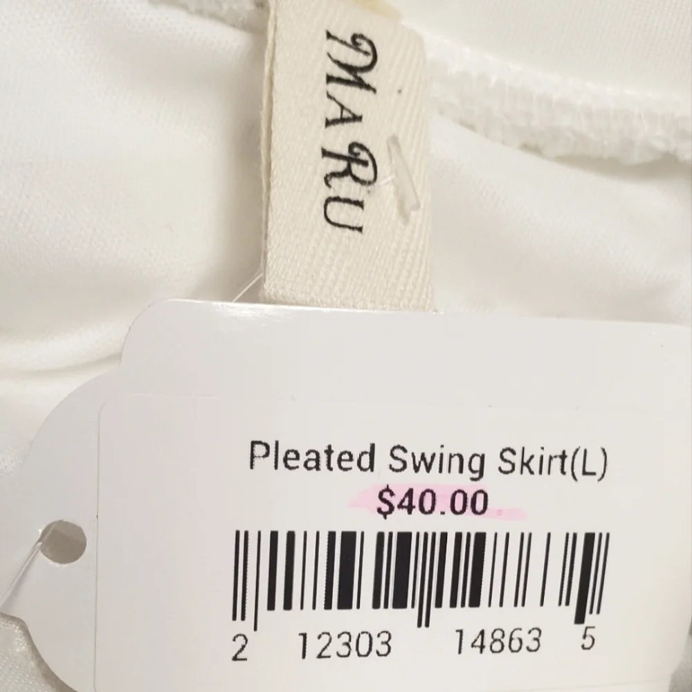 NWT White Hallow Out Pleated Swing Midi Skirt Large - Picture 4 of 7